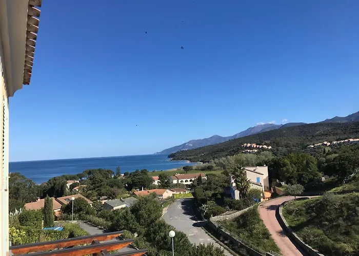 Joli T3 Familial Proche De La * Saint-Florent (Corsica)